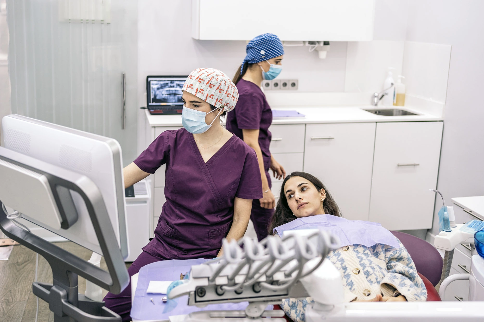 Implementação da classificação de 2018 da doença Periodontal na prática clínica